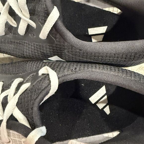 Adidas Distancestar Size 10.5 Mens GX6682  Track Spikes White Black Running - Picture 7 of 9